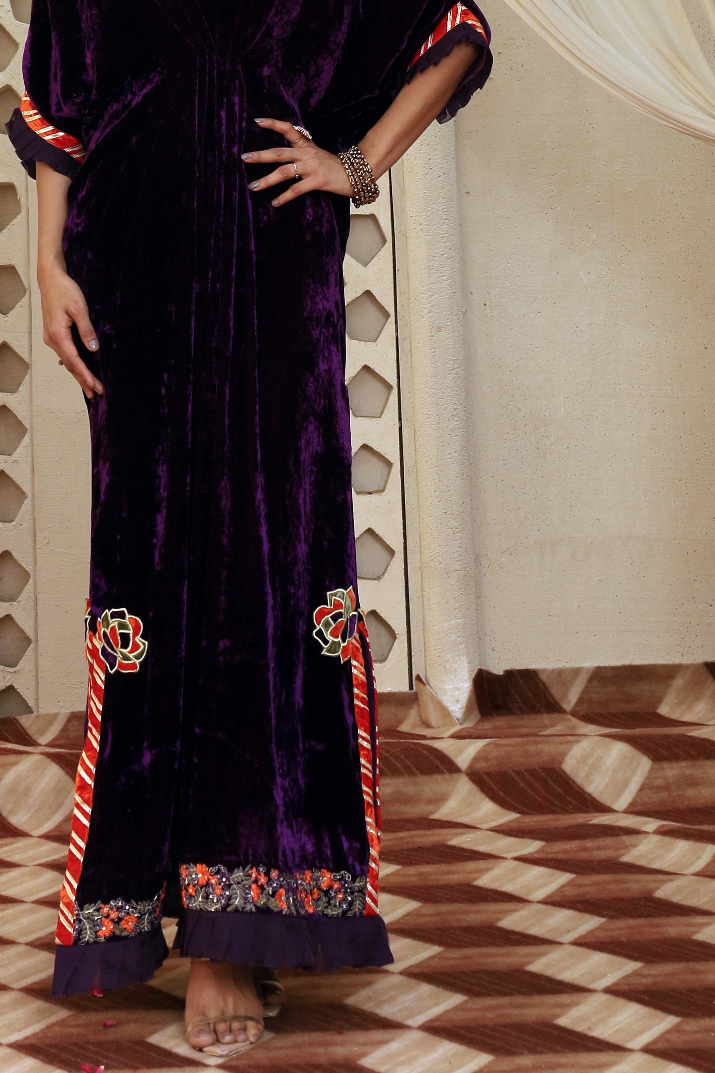 SEEMA KAFTAN, CHURIDAR IN SILK VELVET AND DUPATTA IN SILK