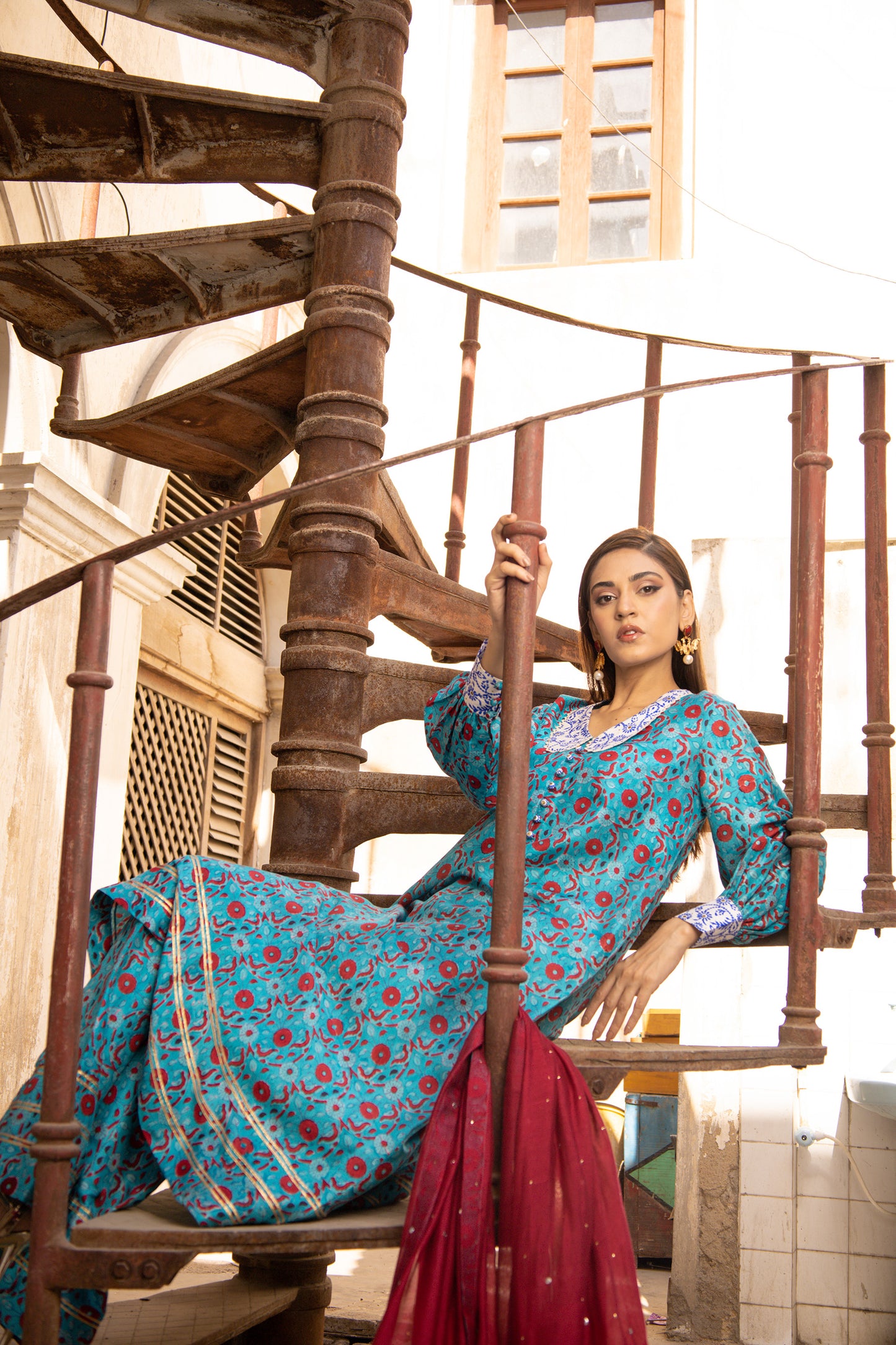 NASEEM SHIRT, TROUSERS IN SILK AND DUPATTA IN COTTON NET