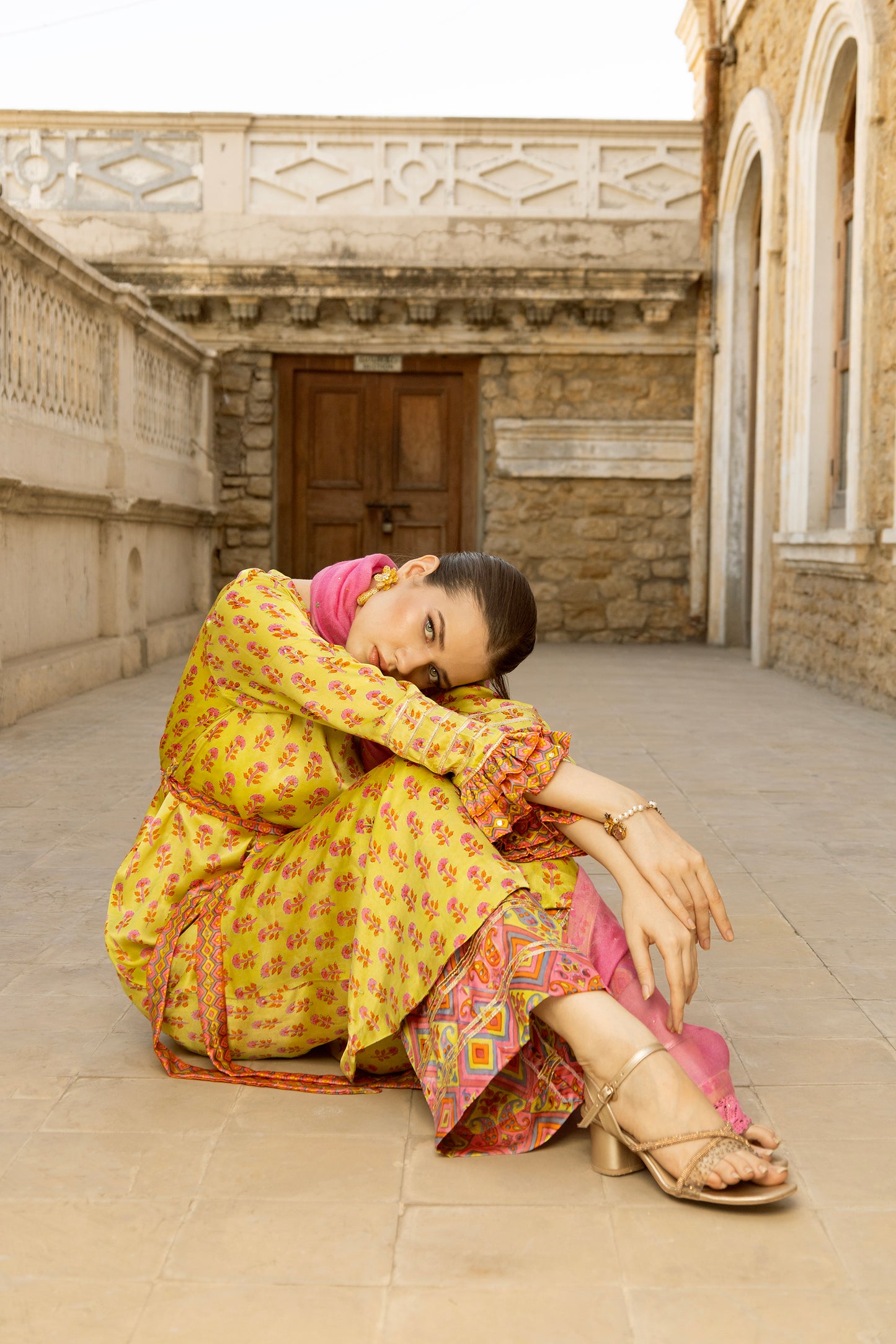 HASHMI SHIRT, TROUSERS IN SILK AND DUPATTA IN COTTON NET