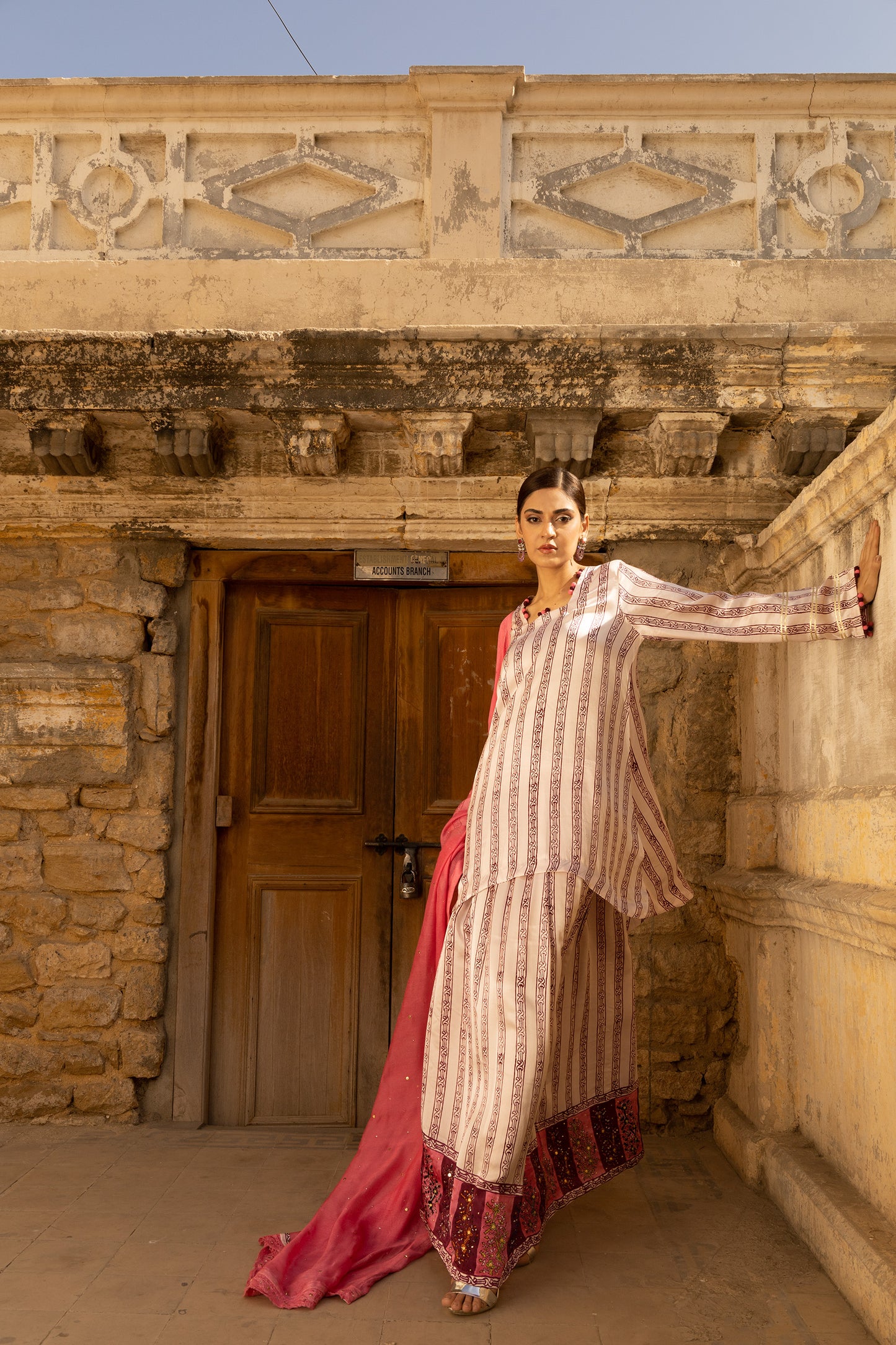 NAJMA SHIRT, SKIRT IN SILK AND DUPATTA IN COTTON NET