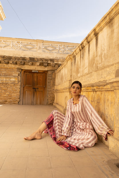 NAJMA SHIRT, SKIRT IN SILK AND DUPATTA IN COTTON NET