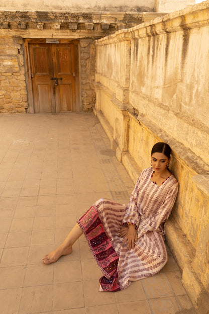 NAJMA SHIRT, SKIRT IN SILK AND DUPATTA IN COTTON NET