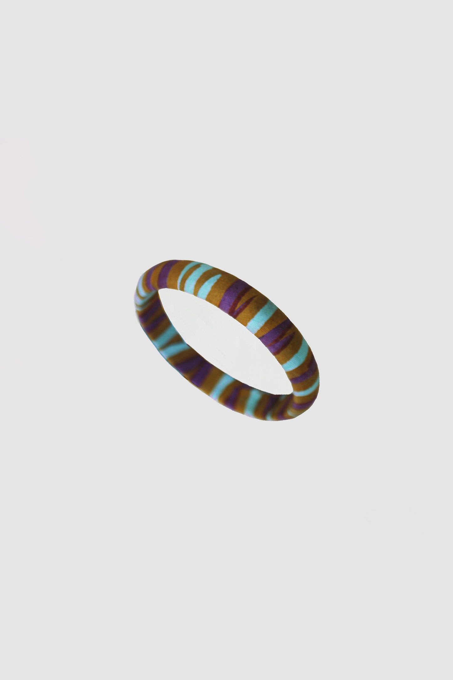 JAMSHEDA CHEVRON BANGLE 16MM IN RAW SILK