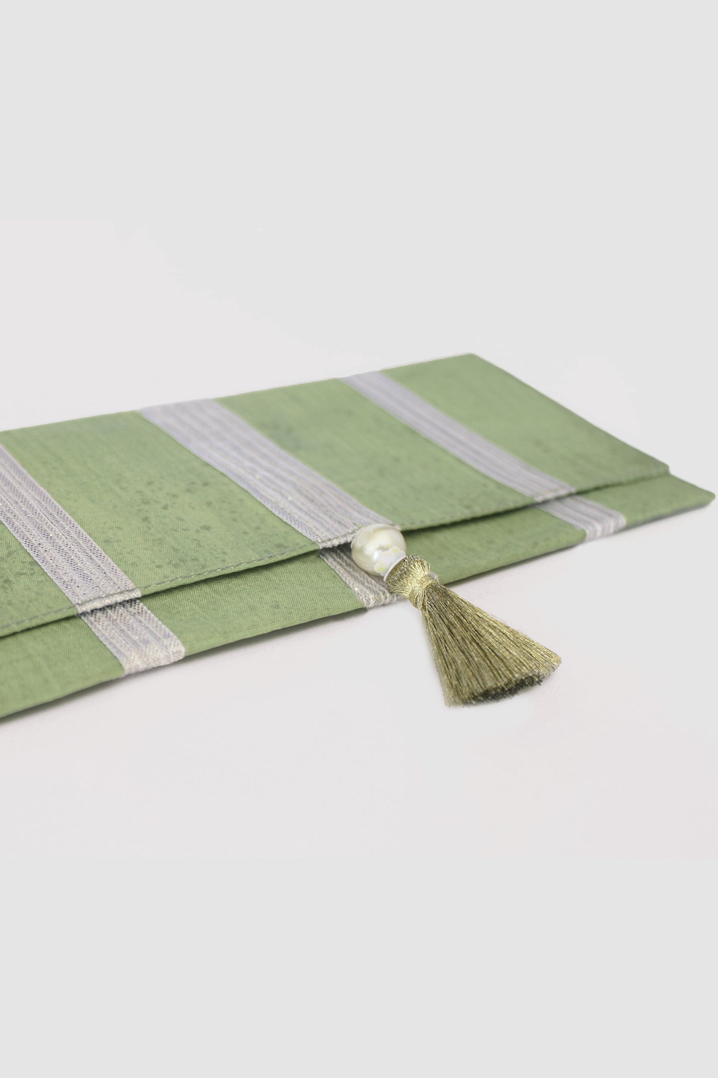 MAHAM COIN PURSE IN KHADDI SPUN SILK