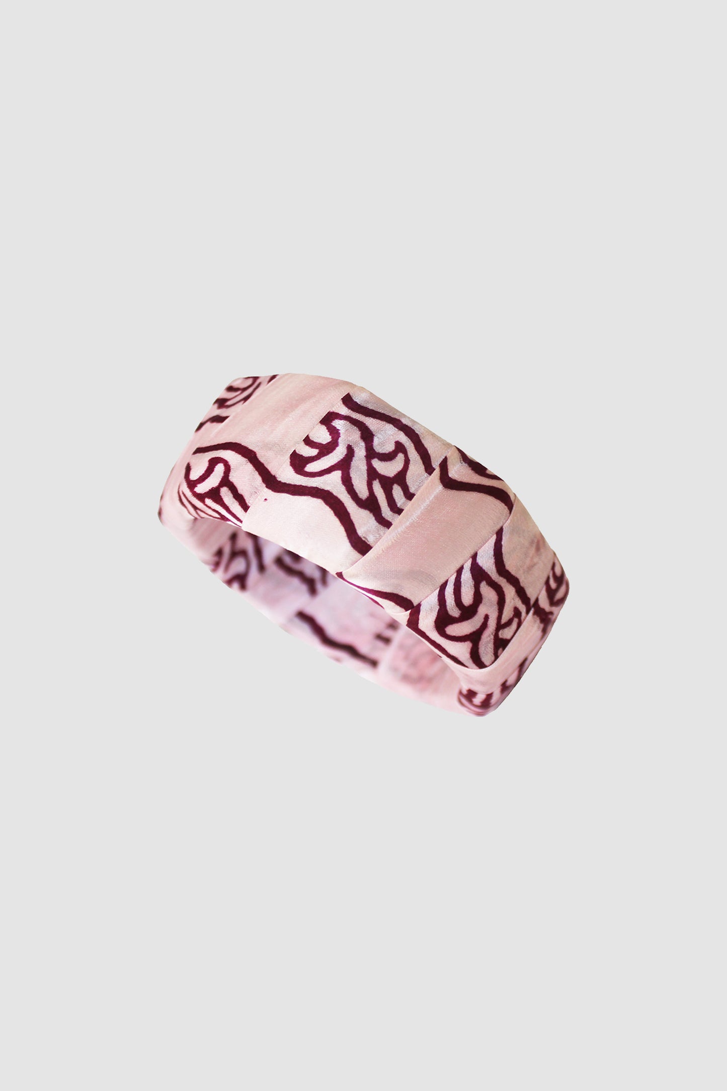 NAJMA POINTED STRIPES BANGLE 38MM IN SILK CHARMEUSE