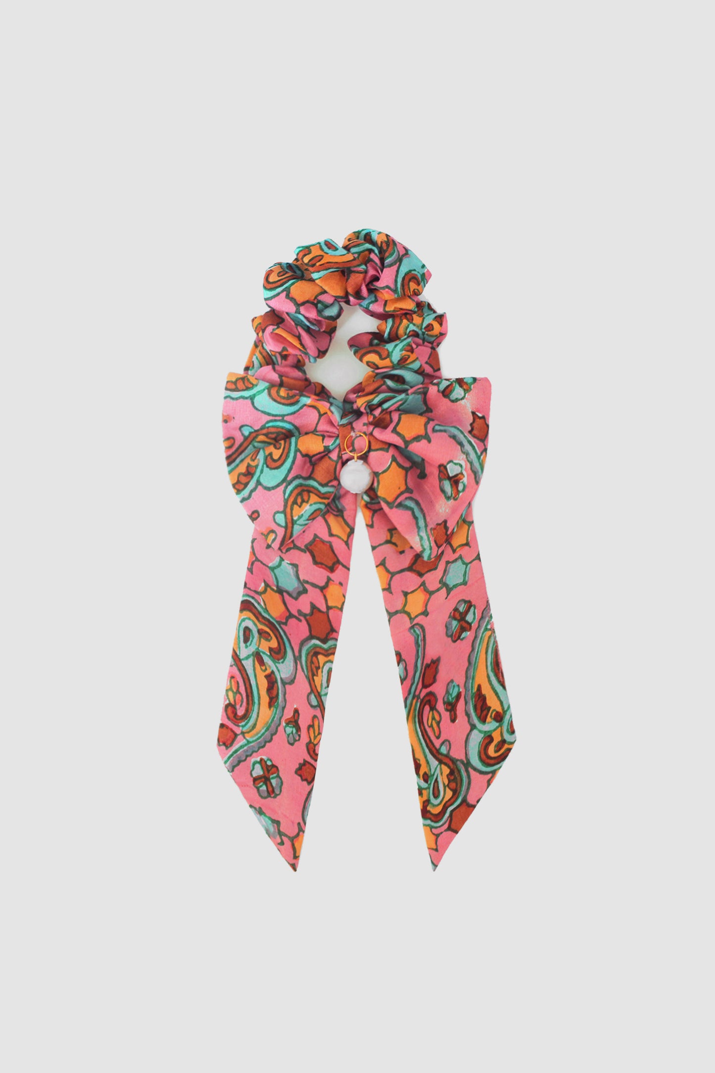 QAISER PAISLEY BOW SCRUNCHIE IN RAW SILK
