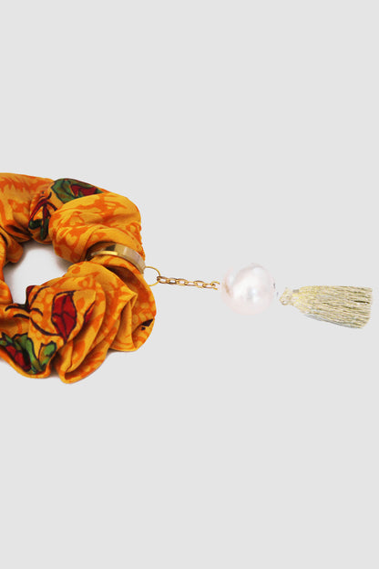 RANI FLORAL SCRUNCHIE IN SILK CHARMEUSE