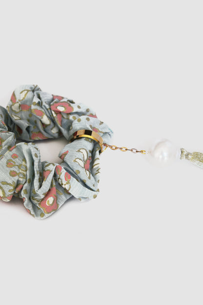 TAHIRA SCRUNCHIE IN COTTON SILK
