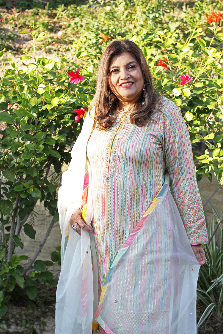 SEEMA SHIRT, TROUSERS IN SILK AND DUPATTA SILK ORGANZA
