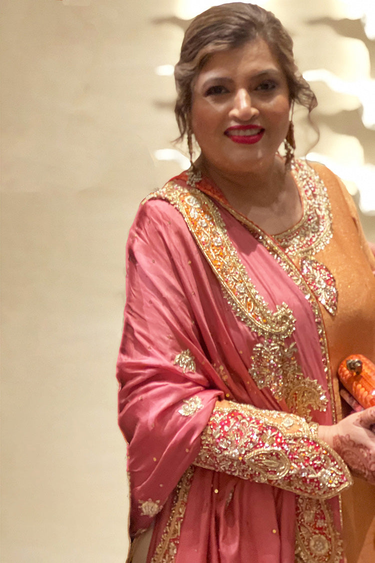 SEEMA SHIRT IN SILK TISSUE, IZAAR TROUSERS AND DUPATTA IN SILK